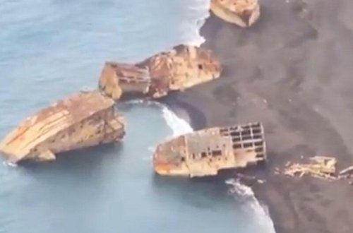 İnanılmaz olay: Güclü zəlzələ batırılan döyüş gəmilərini yer üzünə qaldırdı - VİDEO