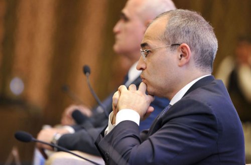 Министр экономики выступил на 7-м Всемирном инвестиционном форуме - ФОТО