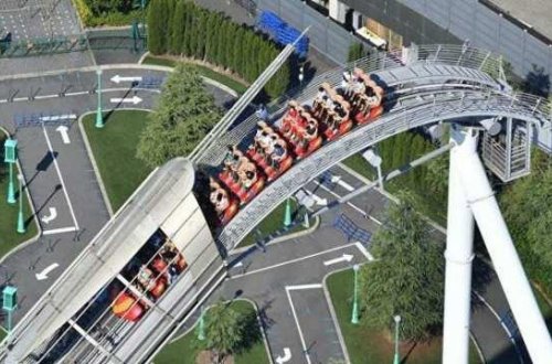 Elektrik kəsildi, insanlar atraksionda köməksiz qaldı - Video