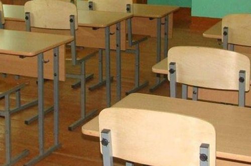 Direktor koronavirusa yoluxdu, məktəb bağlandı