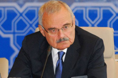 У Артура Расизаде возникли проблемы со здоровьем: он проходит лечение за рубежом