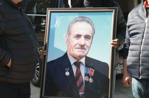 Xalq artisti Canəli Əkbərov dəfn olunub