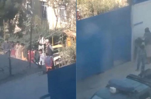 “Taliban” döyüşçüləri şagirdləri sıraya düzüb cəzalandırdı