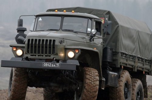 Ermənistanda hərbi maşın piyadanı vuraraq öldürüb