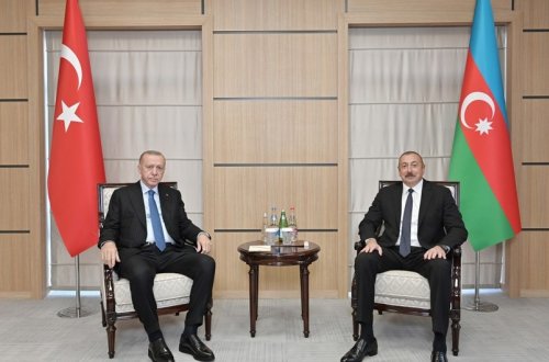 Azərbaycan və Türkiyə prezidentlərinin təkbətək görüşü olub