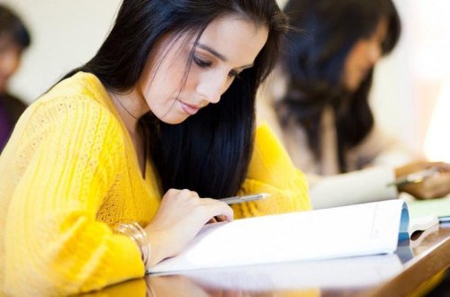 III ixtisas qrupunda bəzi ixtisaslar üzrə imtahan fənləri dəyişdirilir