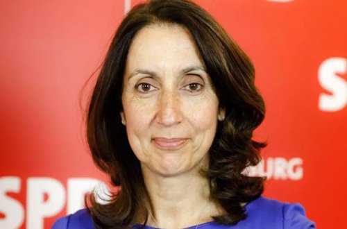 Almaniyada türk əsilli qadın parlamentin vitse-spikeri seçilib