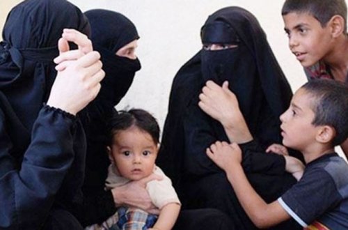 Ailələri İŞİD üzvü olan 38 uşaq İraqdan Azərbaycana təhvil verilib