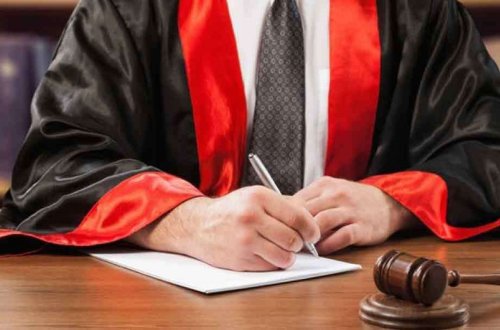 Azərbaycanda 3 hakimin səlahiyyətlərinə xitam verilib