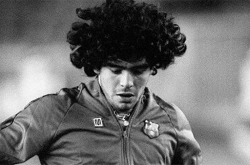 Maradonanın anadan olduğu evə tarixi abidə statusu verilib