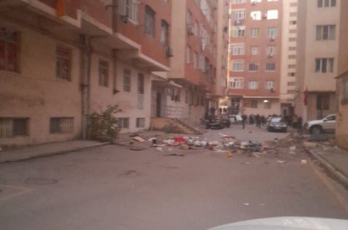 FHN-dən Abşeronda ev əşyalarını balkondan atan qadınla bağlı AÇIQLAMA