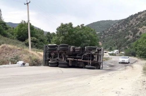 В Армении грузовик упал в ущелье, погиб российский военнослужащий