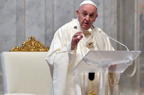 Papa ilk dəfə Hindistan hökumətinin başçısı ilə görüşüb