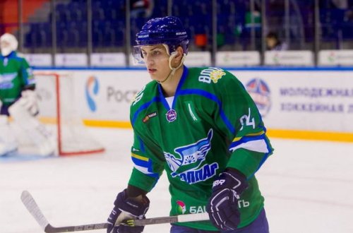 Rusiyalı hokkeyçi binanın 25-ci mərtəbəsindən yıxıldı