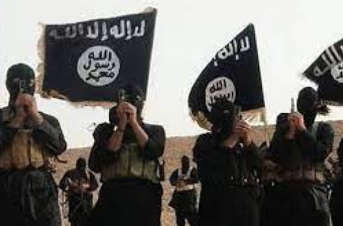 İŞİD İraq silahlılarına hücum edib, ölənlər var