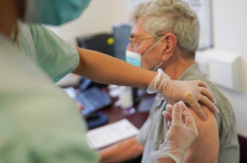 Bu şəxslərə 3-cü doza vaksin vurulmalıdır - AÇIQLAMA - VİDEO