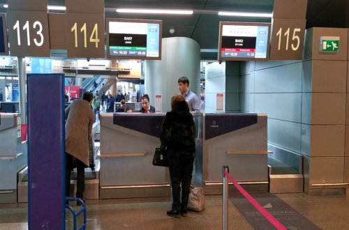 Moskva aeroportlarında çox sayda reys ləğv olunub