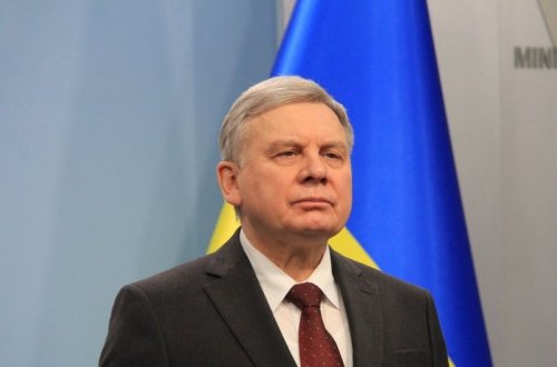 Ukraynanın müdafiə naziri istefa verib