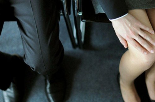 Əri pornoya baxan qadınlarda bu xəstəlik yaranır – ARAŞDIRMA