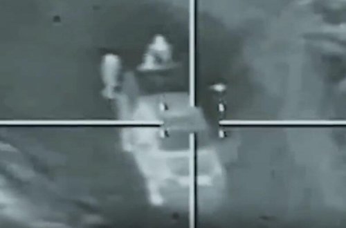 Hərbçilərimizin düşmən texnikasını məhv edərkən maraqlı dialoqu - VİDEO