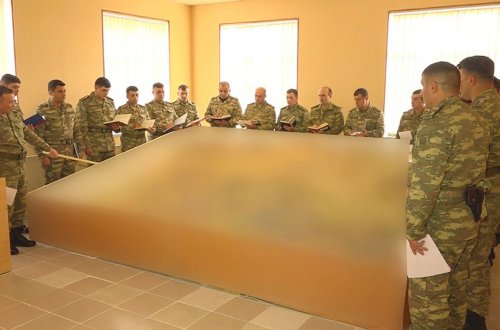 Naxçıvan Qarnizonu Qoşunlarında komanda-qərargah təlimi davam edir
