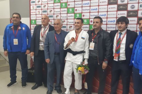 Azərbaycan “Böyük Dəbilqə”də ilk günü üç medalla başa vurdu