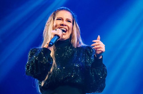 Braziliyalı məşhur müğənni təyyarə qəzasında öldü