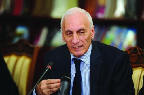 Yevlax fədailəri bədii-publisistik esselərdə - Cahangir Məmmədli yazır