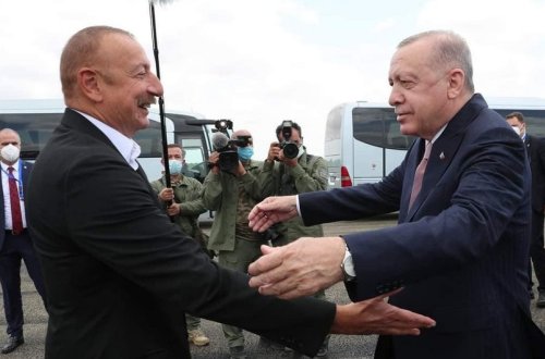 Rəcəb Tayyib Ərdoğan İlham Əliyevi Zəfər Günü münasibətilə təbrik edib