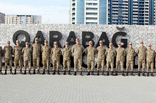 Zəfər Günü münasibətilə Azərbaycan Ordusunda silsilə tədbirlər keçirilib