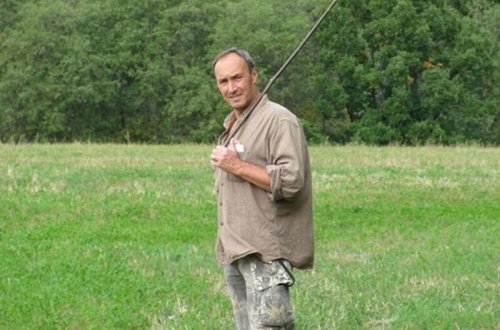 Məşhur vəkil qohumunu evə çağırdıqdan sonra intihar etdi - FOTO