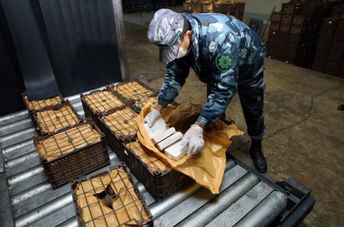 Пресечена попытка ввоза в Азербайджан более полутонны героина - ФОТО
