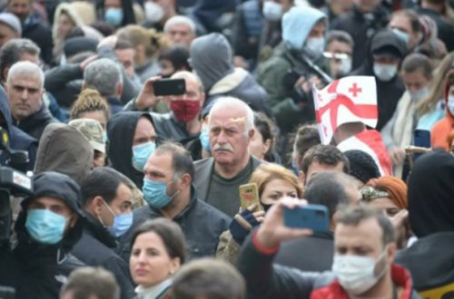 Gürcüstanda müxalifətin aksiyasında 2 nəfər yaralandı