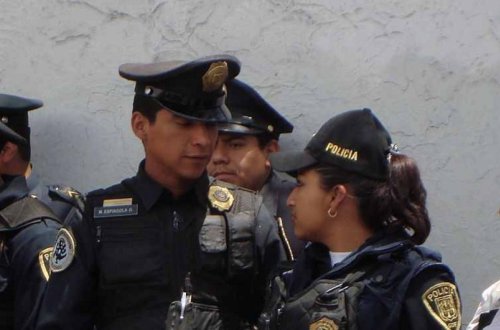 Meksikada iki qadın cinayətkar qrup tərəfindən yandırılıb