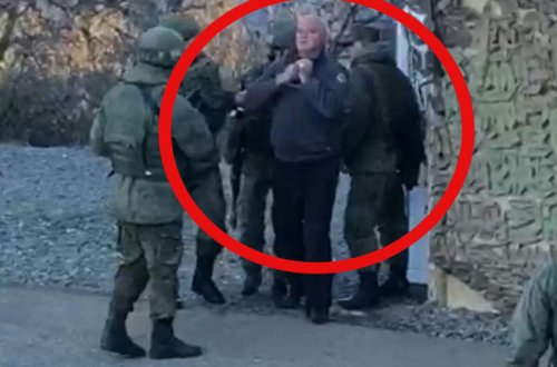 Postumuza qumbara atan ermənini rusiyalı sülhməramlılar belə tutdular - VİDEO