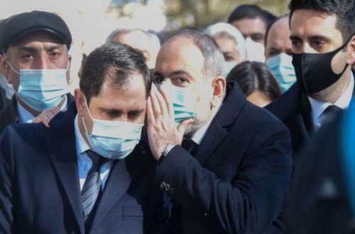 Paşinyanın təyin etdiyi yeni nazir komandirini bıçaqlayıbmış