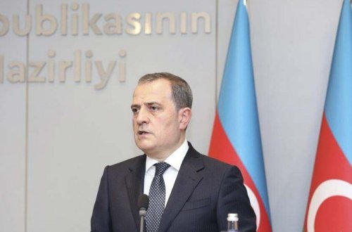 Ceyhun Bayramov: “Ermənistanın mina xəritələrini təqdim etməsi vacibdir”