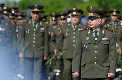 Erməni generallar əlbəyaxaya davaya çıxıb - Yeni Müdafiə naziri qəbul olunmur