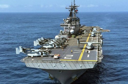 ABŞ: “İran helikopteri Oman körfəzində ştatların hərbi gəmisinə yaxınlaşıb”