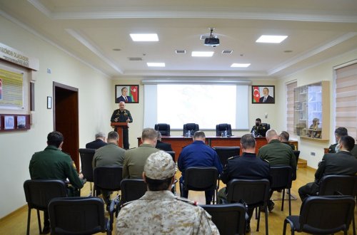 Xarici hərbi attaşelər və beynəlxalq təşkilatların nümayəndələri sərhəddəki vəziyyət barədə məlumatlandırılıb