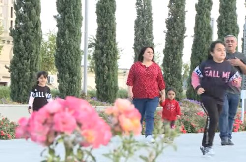 Jurnalist ailəsi BMT-nin filmində çəkildi - VİDEO