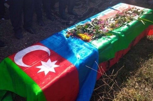 Həlak olan hərbçilərin ailə üzvləri mənzillə təmin olunacaq