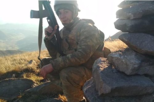 “Ata, şəhid olub gələcəm, mənimlə fəxr edəcəksən” – Şəhid Elmin Əlizadə