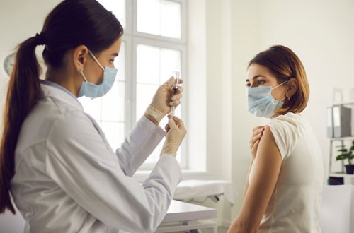 Üçüncü dozada fərqli vaksin vurulmasının ziyanı var?