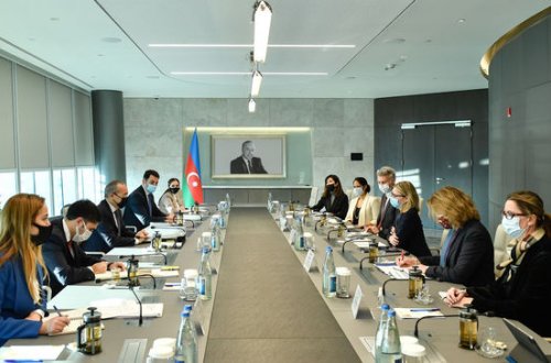 Mikayıl Cabbarov Dünya Bankına Azərbaycanda qeyri-neft sektorunun inkişafı barədə məlumat verib - FOTO