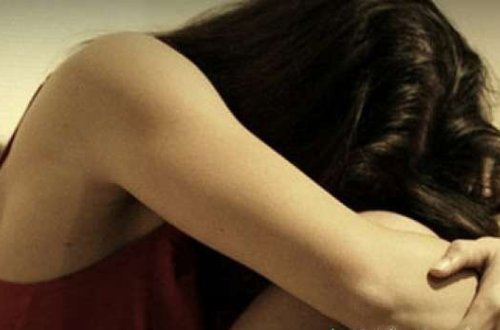 Azərbaycanda məktəbli qız şok faktları açıqladı: Atamın dostu ilə...