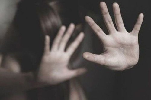 16 yaşlı qızı 400 dəfə təcavüz etdi - Rəzalət