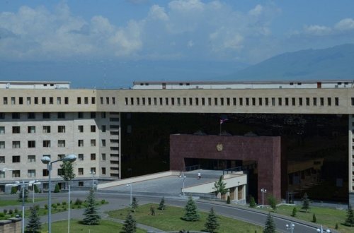 Ermənistanda ehtiyatda olan hərbçilərin təlimi başlayıb