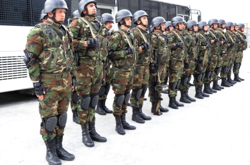 Daxili Qoşunların Vətən müharibəsində orden və medallarla təltif edilən hərbçilərinin sayı açıqlanıb