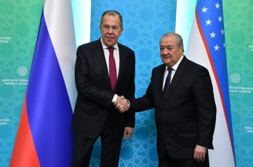 Rusiya və Özbəkistan arasında 18 sənəd imzalanıb